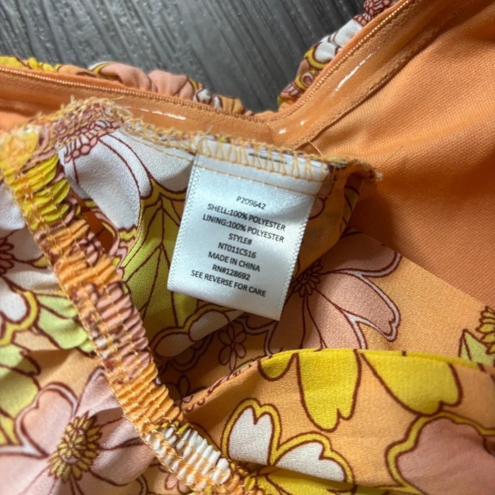 Floral Tie-Front Crop Top in Yellow and Pink - Picture 2 of 3